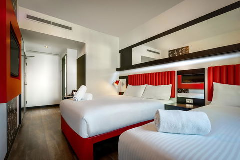 Essence Hotel Carlton - Tourism TAS 16