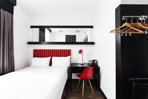 Essence Hotel Carlton - Tourism TAS 39