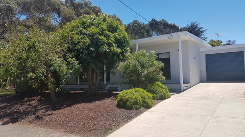 Island Escape - Hobart Tourism 0