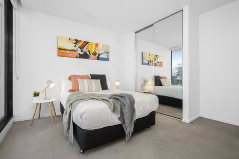 Complete Host Tiara Apartments - Tourism TAS 13