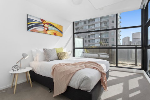 Complete Host Tiara Apartments - Tourism TAS 24