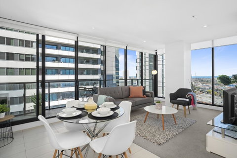 Complete Host Tiara Apartments - Tourism TAS 17