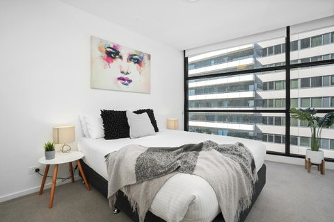 Complete Host Tiara Apartments - Tourism TAS 19