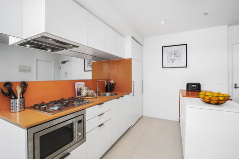Complete Host Tiara Apartments - Tourism TAS 15