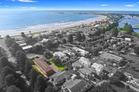 Eastern Beach Holiday Units - Tourism TAS 7