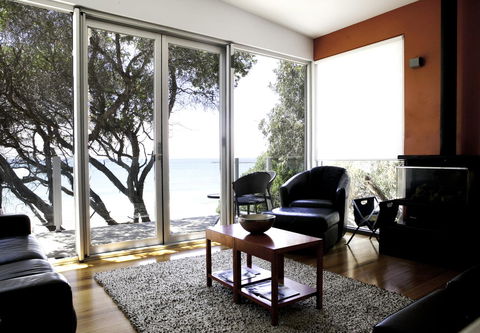 Battery Cove Beach Front Apartment - Hobart Tourism 2