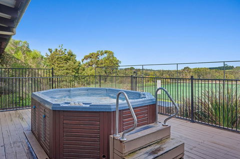 Rural 5 Star Villa\'s With Resort Amenities - Tourism TAS 12