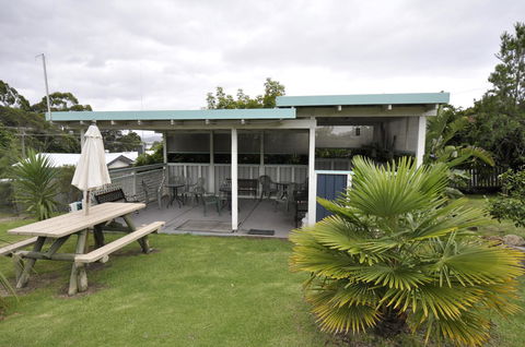Ballymena Holiday Units - Hobart Tourism 1
