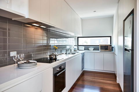 Richmond Â· 3 Level Architecturally Designed Richmond House - Tourism TAS 6