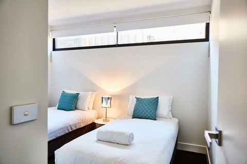 Richmond Â· 3 Level Architecturally Designed Richmond House - Tourism TAS 7