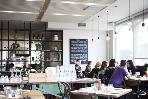 Plough Hotel - Tourism TAS 16