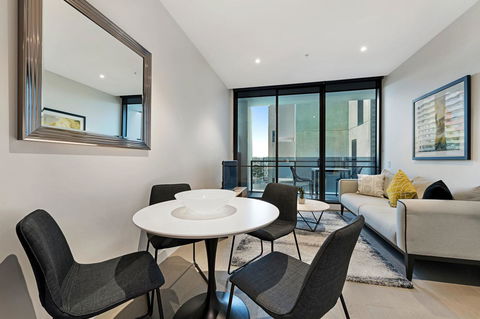The Eminence Apartments By CLLIX - Tourism TAS 14