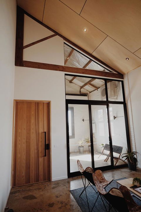 THE WAREHOUSE APARTMENTS - Hobart Tourism 15