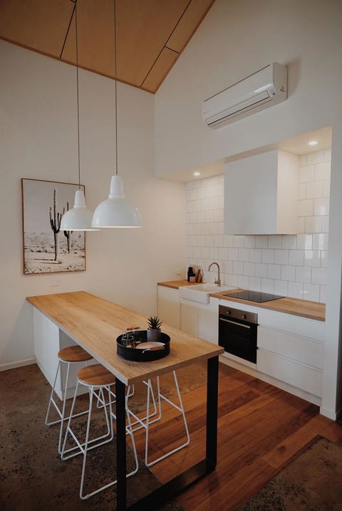THE WAREHOUSE APARTMENTS - Hobart Tourism 16