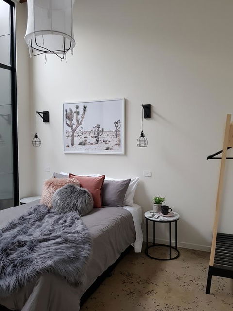 THE WAREHOUSE APARTMENTS - Hobart Tourism 0