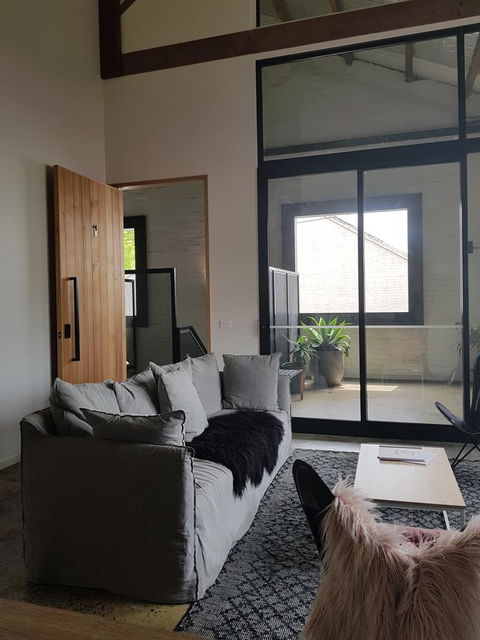 THE WAREHOUSE APARTMENTS - Hobart Tourism 1