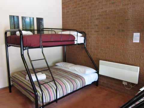 The Harrietville Snowline Hotel - Tourism TAS 20