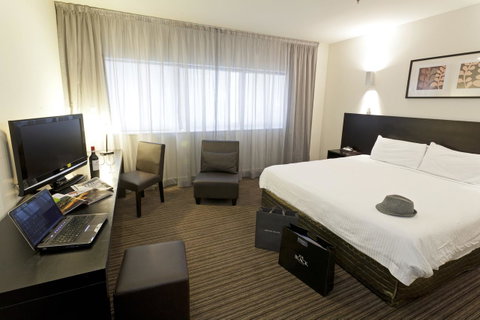 Causeway 353 Hotel - Tourism TAS 24