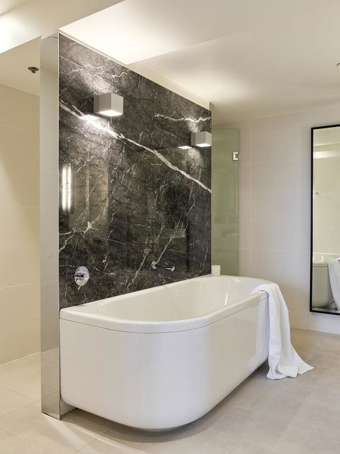 Pullman Melbourne On The Park - Tourism TAS 7