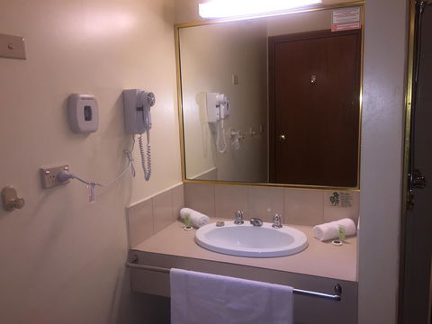 St Georges Motor Inn - Hobart Tourism 18