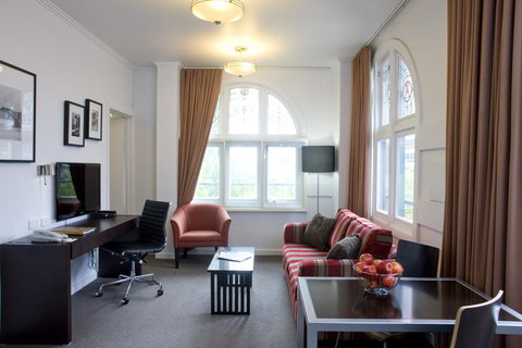 Alto Hotel On Bourke - Tourism TAS 1