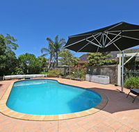 Crimea Retreat - Hobart Tourism