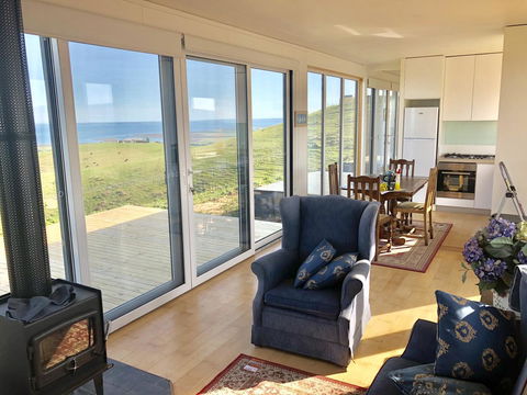 One Tree Hill Wilson Prom And Ocean Views - Hobart Tourism 10