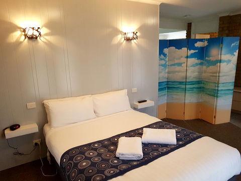 Tropicana Motor Inn - Hobart Tourism 2