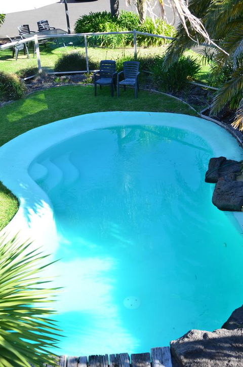 Tropicana Motor Inn - Hobart Tourism 1