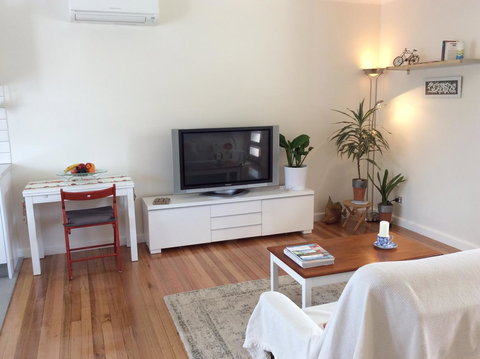 Avilla By The Bay - Tourism TAS 23