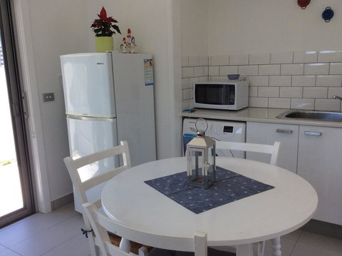 Avilla By The Bay - Tourism TAS 10