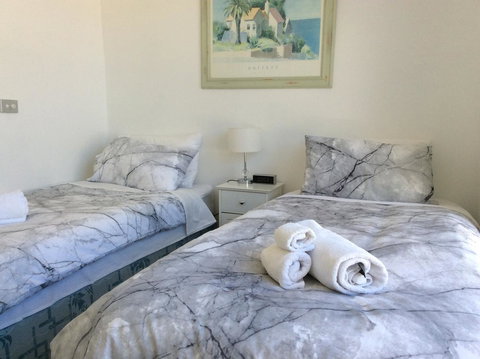 Avilla By The Bay - Tourism TAS 7