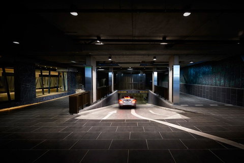 COZY 2BR Suites, FEDERATION SQUARE + FREE Parking - Tourism TAS 14