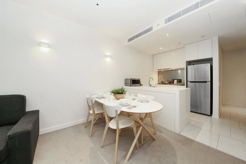 COZY 2BR Suites, FEDERATION SQUARE + FREE Parking - Tourism TAS 7