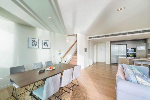 Waterfront 3 Bedroom Luxury Home Victoria Harbour - Tourism TAS 5