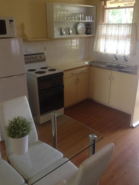 Viewhill Holiday Units - Tourism TAS 6