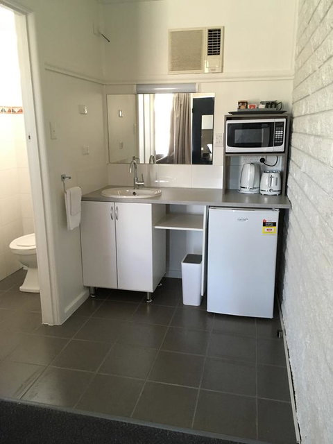 Motel Yarrawonga - Hobart Tourism 5