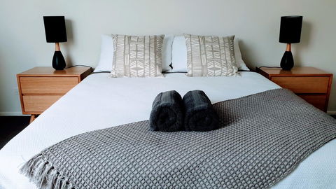 Number 9 Leisure Stay - Hobart Tourism 18