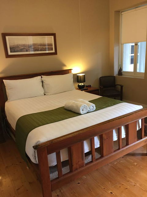 Little River Bed And Breakfast - Hobart Tourism 17