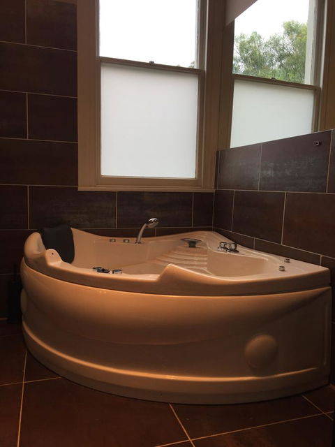 Little River Bed And Breakfast - Hobart Tourism 28