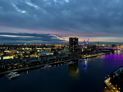 JC Waterfront Apartments On Collins - Tourism TAS 12