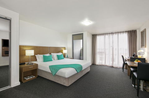 Quest Cheltenham - Tourism TAS 7