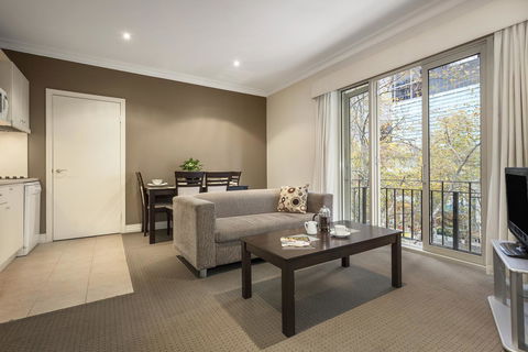 Comfort Hotel Melbourne Central - Hobart Tourism 9