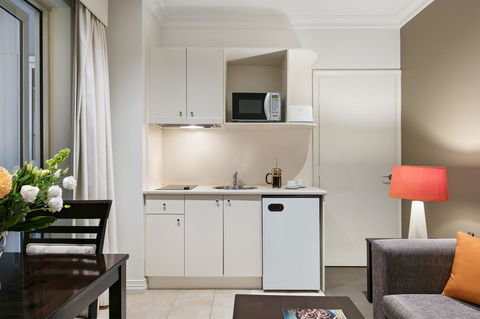 Comfort Hotel Melbourne Central - Hobart Tourism 7