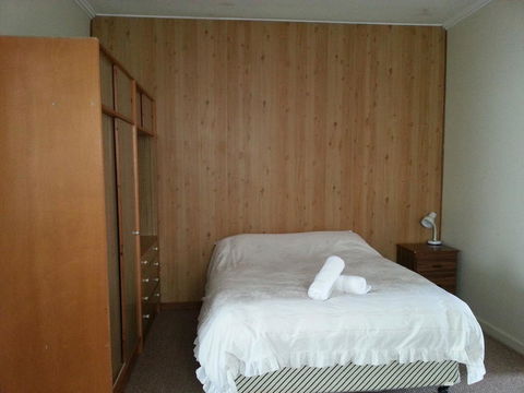 Beachcomber Holiday Units - Hobart Tourism 29