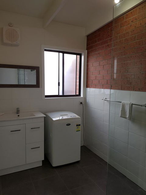 Beachcomber Holiday Units - Hobart Tourism 16