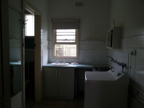 Beachcomber Holiday Units - Hobart Tourism 27