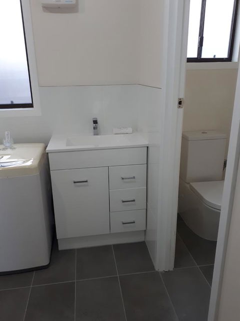 Beachcomber Holiday Units - Hobart Tourism 8