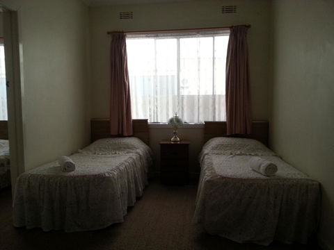 Beachcomber Holiday Units - Hobart Tourism 28