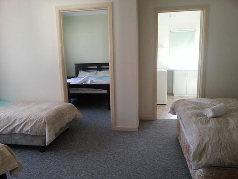 Beachcomber Holiday Units - Hobart Tourism 35